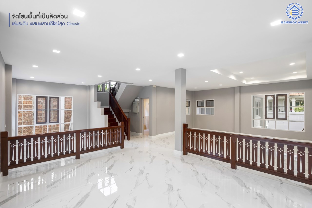 คฤหาสน์มือสองตกแต่งใหม่ ม.ลัดดารมย์ เพชรเกษม69  ตกแต่งหรูหราดีไซน์สุด Classic เนื้อที่ 103.2 ตร.ว. ฟังก์ชันจัดเต็ม 4 ห้องนอน 4 ห้องน้ำ จอดรถได้ถึง 4 คัน พร้อมพื้นที่สนามหญ้าด้านข้างกว้างกว่า 200 ตร.ม. บนทำเลศักยภาพ เชื่อมต่อหลายเส้นทาง ใกล้เดอะมอลล์บางแค จุดขึ้นทางด่วน "เพชรเกษม" และรถไฟฟ้าสายสีน้ำเงิน "สถานีหลักสอง"...